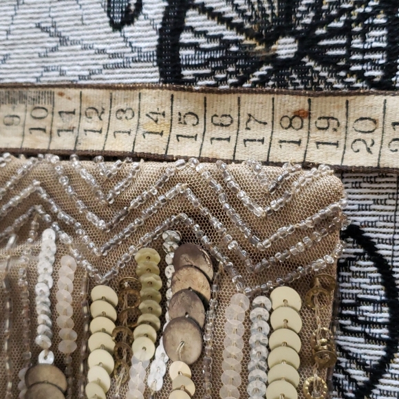 🌲Accessorize hand sequined potlis. - Picture 7 of 8